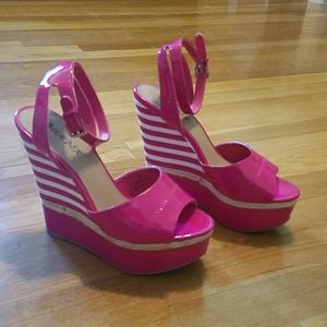 Ladies Pink Patent Platform Wedges